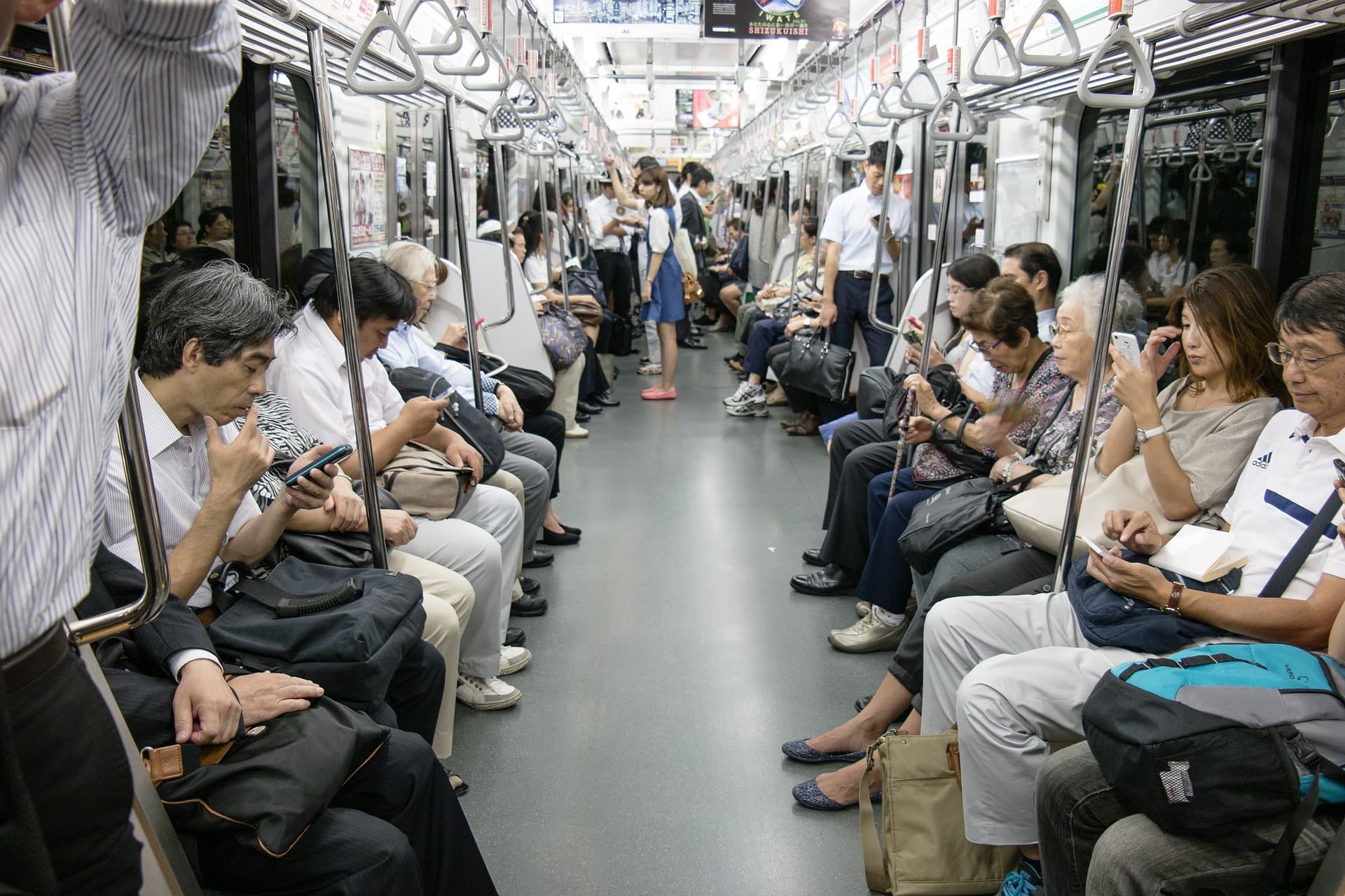 U-Bahn in Japan – hier muss man sich durchdrücken!