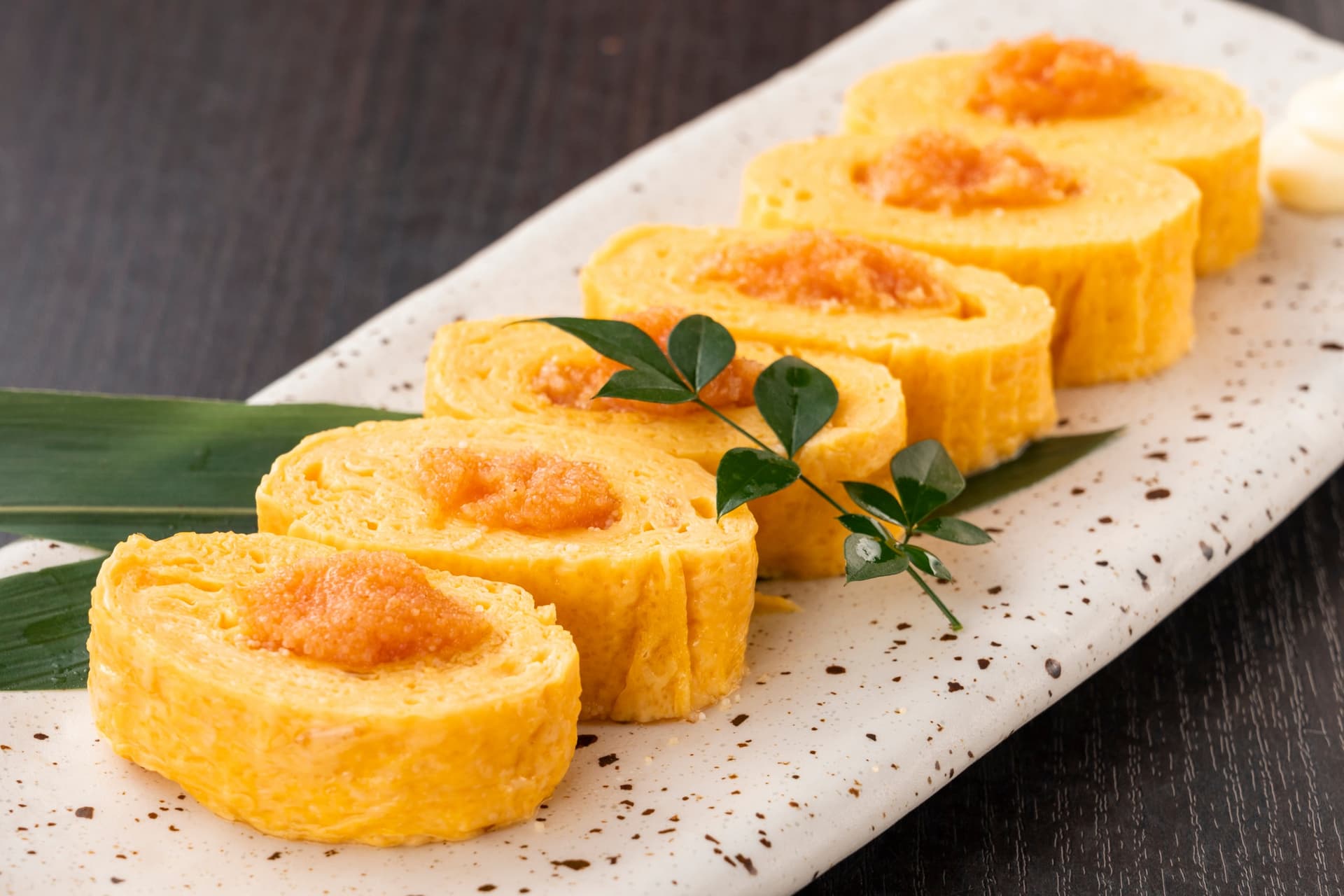 Tamagoyaki und Dashimaki Tamago: Hier sind die 2 Rezepte für das japanische Omelette!